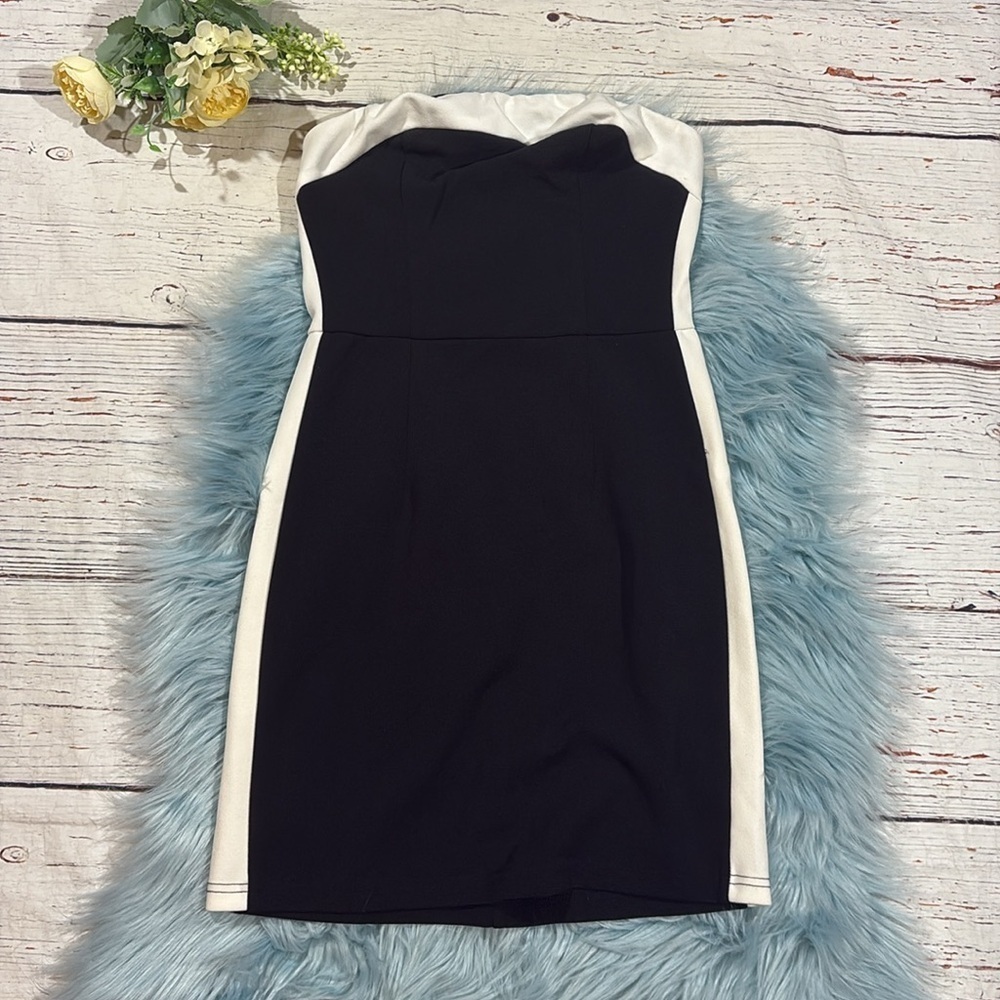 NWOT Lulus Flirtatious Style Black Color Block Strapless Mini Dress - Picture 8 of 8